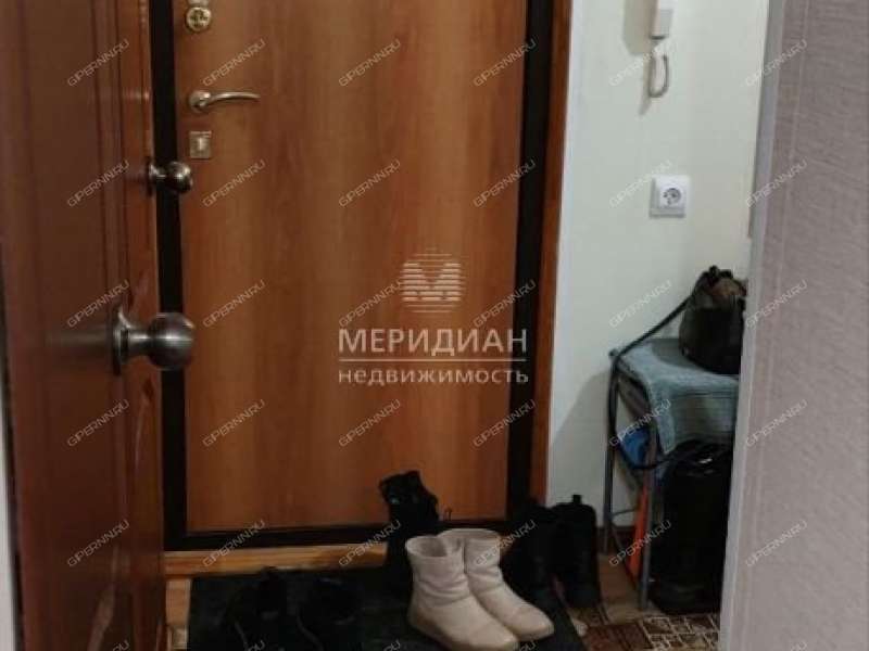 трёхкомнатная квартира на улице Героя Шнитникова дом 20