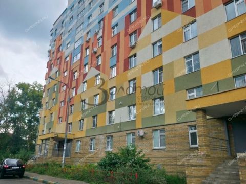 kvartira-studiya-ul-40-let-pobedy-d-21 фото