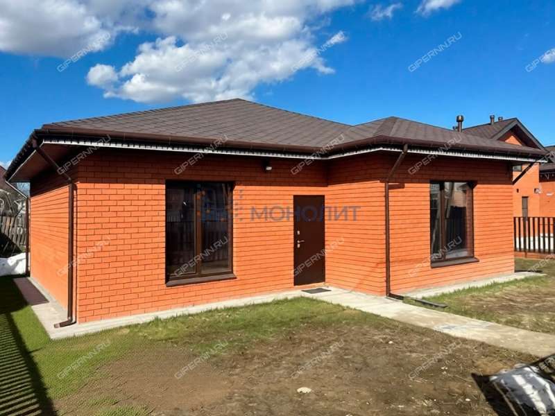 дом на Приозёрной улице деревня Крутая