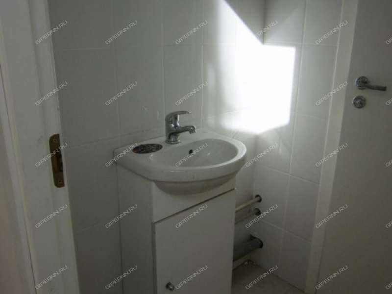 помещение под торговую площадь на Композитора Касьянова 6г к21