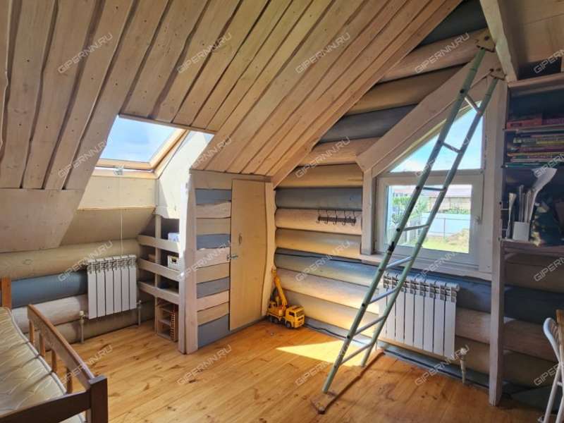 дом на деревня Ройка