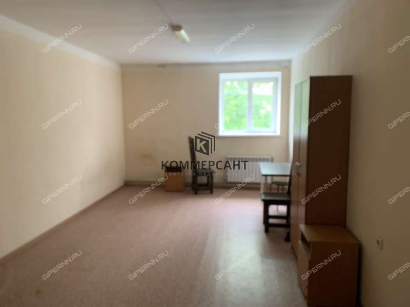 здание под офис, торговую площадь на Клубной улице деревня Новоликеево