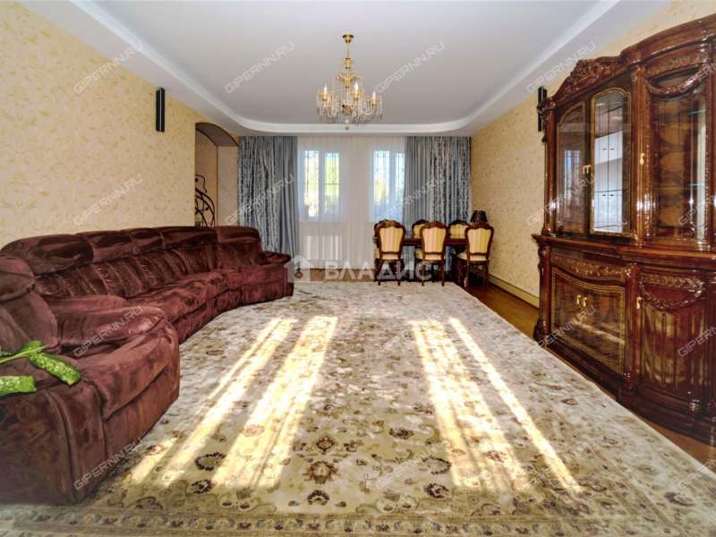 дом на улице Академика Вавилова