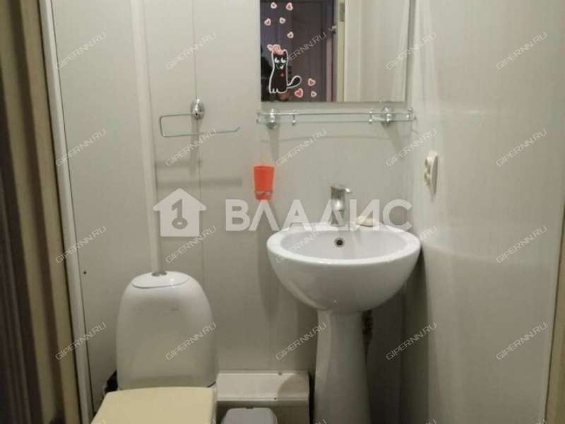 однокомнатная квартира на Оренбургской улице дом 7