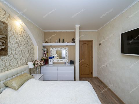 4-komnatnaya-ul-osharskaya-d-88-k1 фото