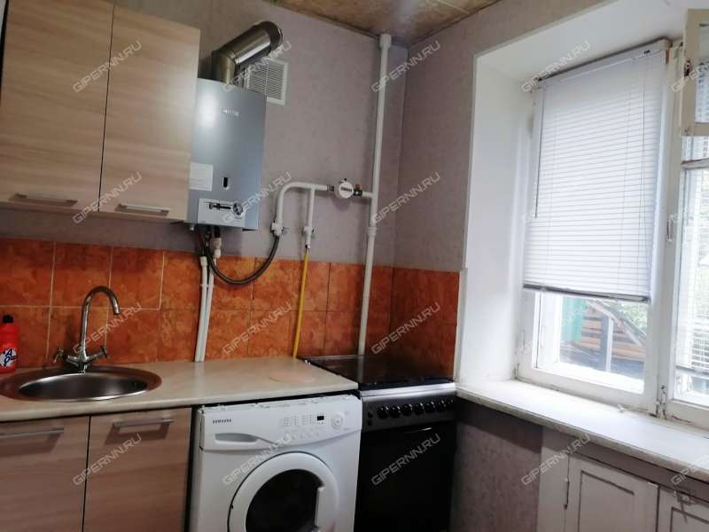 трёхкомнатная квартира в посёлке Санаторий им. ВЦСПС дом 14