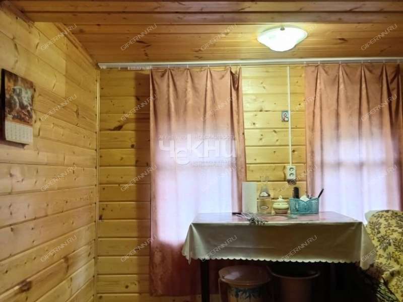 дом на Центральной улице деревня Сухаренки