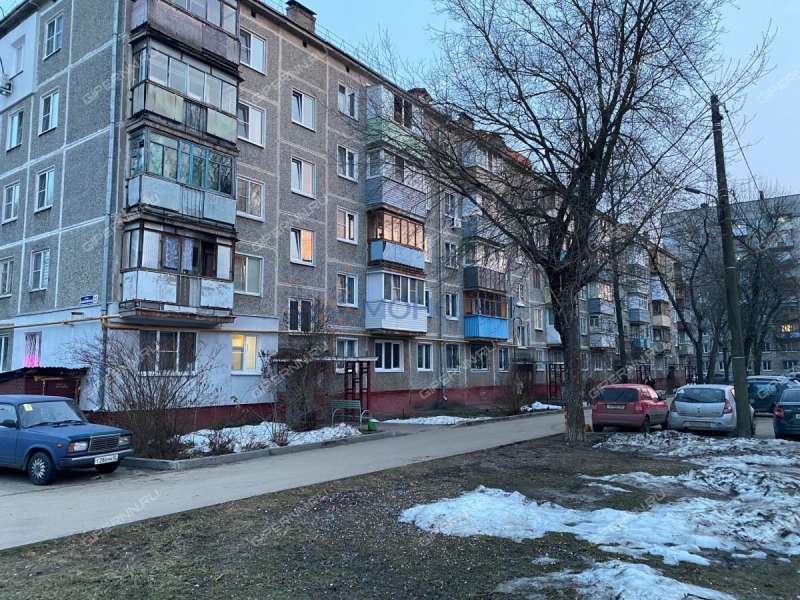 трёхкомнатная квартира на Автомеханической улице дом 22