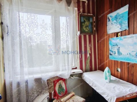 3-komnatnaya-ul-geroya-bykova-d-8 фото