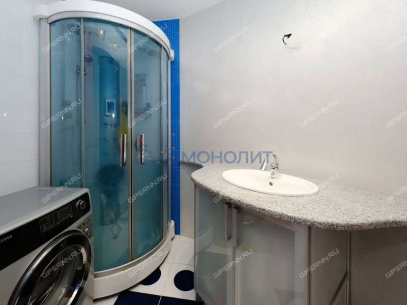 трёхкомнатная квартира на улице Белинского дом 58/60