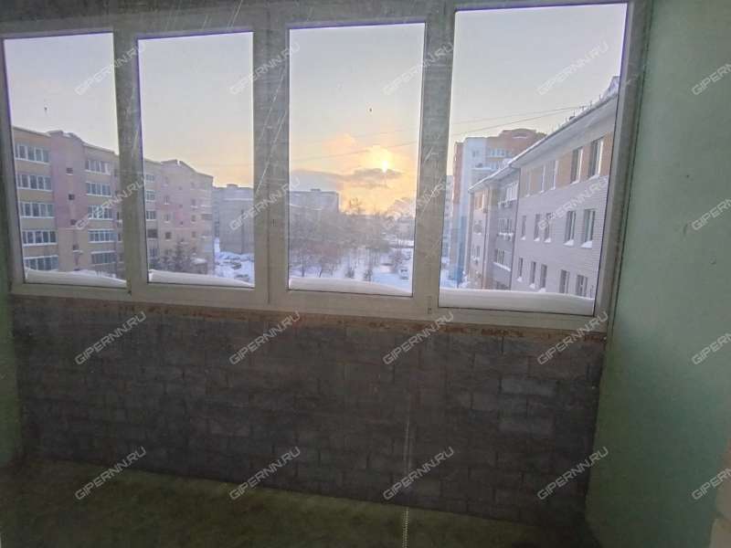 трёхкомнатная квартира в переулке Первостроителей дом 5 город Кстово