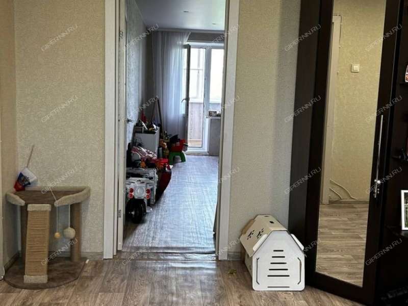 трёхкомнатная квартира на улице Мельникова дом 10