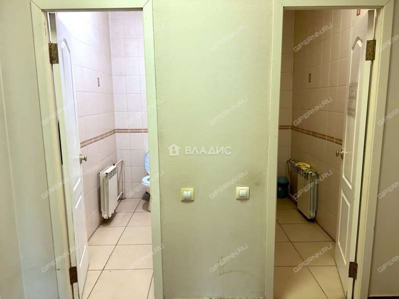 помещение под помещение свободного назначения на проспекте Ленина