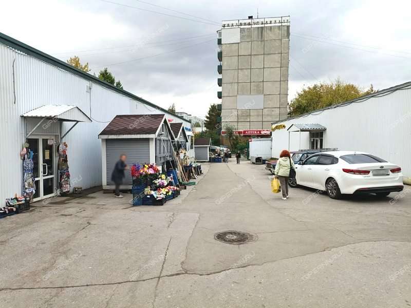 помещение под торговую площадь на улице Академика Баха