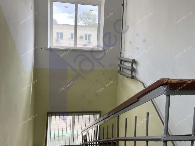 здание под офис на улице Шаляпина