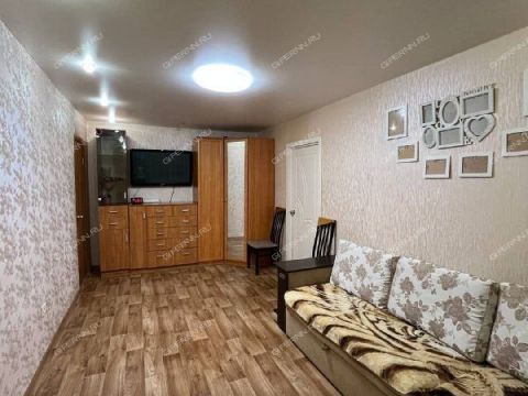 1-komnatnaya-ul-geroya-yuriya-smirnova-d-25 фото