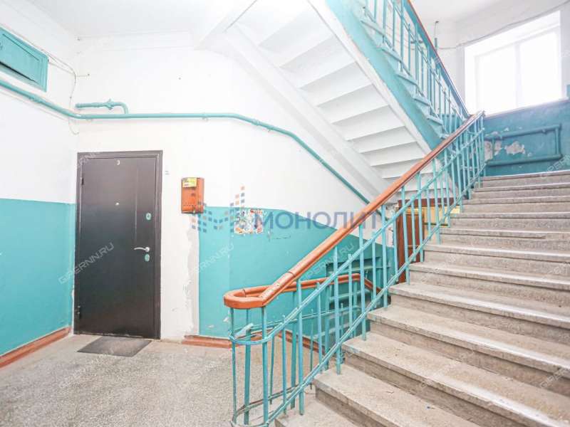 трёхкомнатная квартира на улице 50-летия Победы дом 6/2