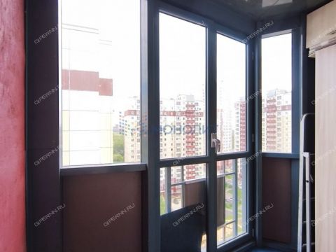 3-komnatnaya-b-r-60-letiya-oktyabrya-d-25-k3 фото