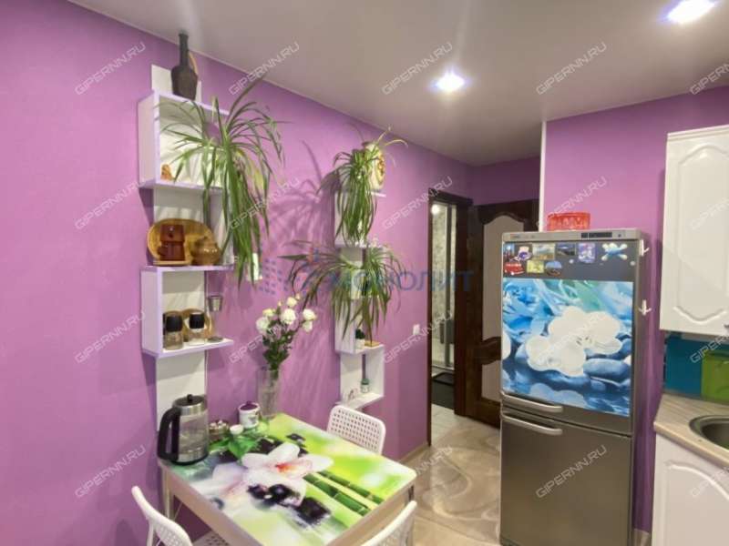 трёхкомнатная квартира на проспекте Циолковского дом 100 город Дзержинск