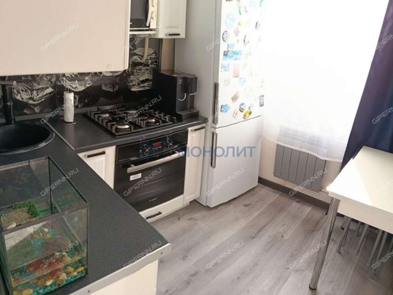 трёхкомнатная квартира на Львовской улице дом 5