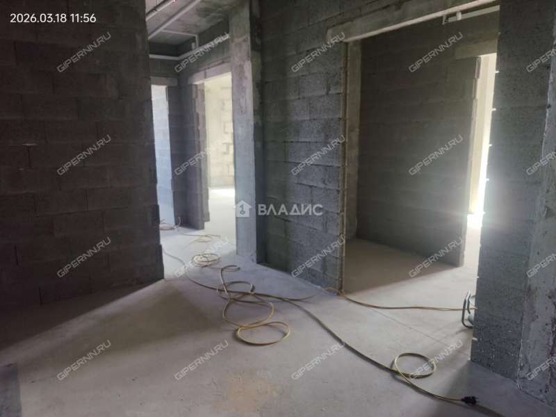 трёхкомнатная квартира на Полтавской улице дом 15