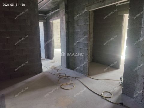 3-komnatnaya-ul-poltavskaya-d-15 фото