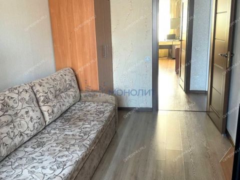 3-komnatnaya-ul-geroya-samochkina-d-13 фото