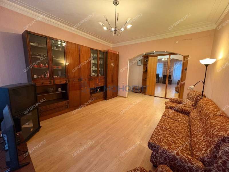 двухкомнатная квартира на улице Страж Революции дом 4