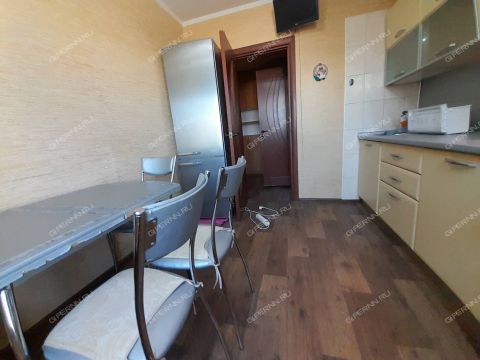 2-komnatnaya-ul-verhnepecherskaya-d-12-k1 фото