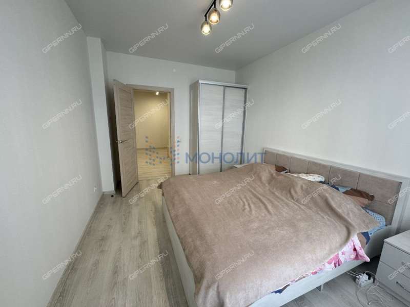 трёхкомнатная квартира на улице Коммуны дом 35