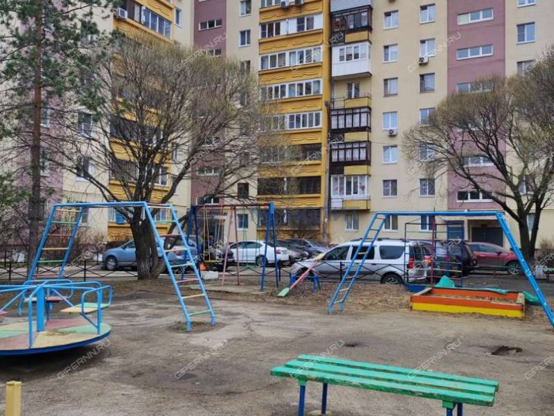 трёхкомнатная квартира на Молитовской улице дом 2