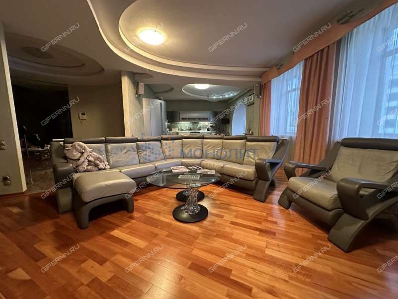 шестикомнатная квартира на Студёной улице дом 32