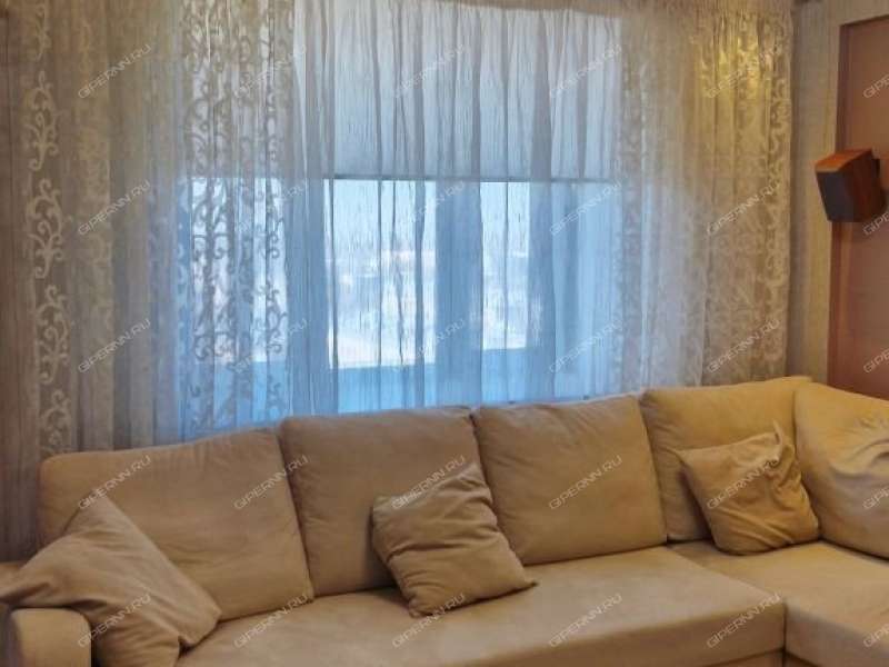 двухкомнатная квартира на улице Июльских Дней дом 19