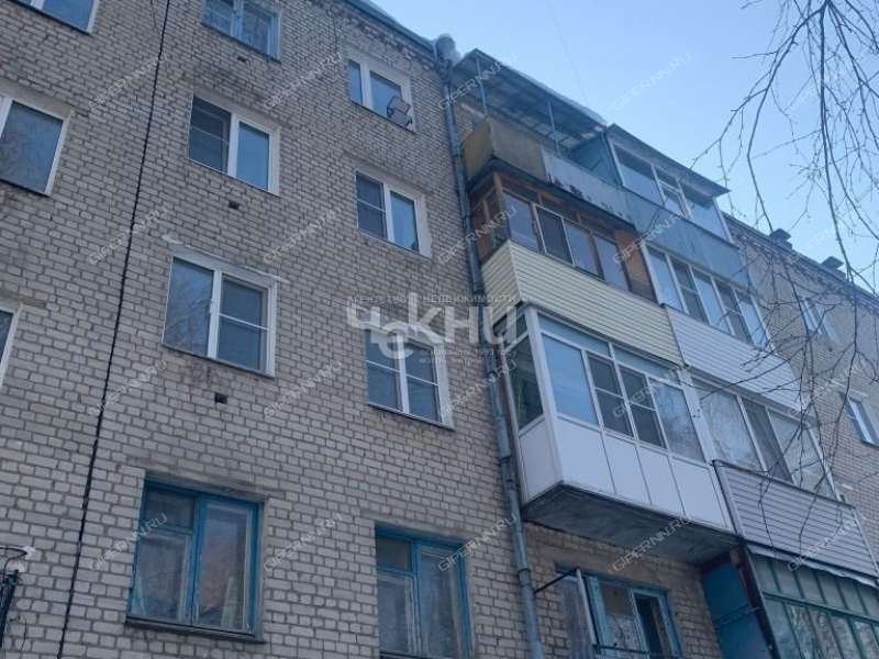 трёхкомнатная квартира на Республиканской улице дом 33 город Бор