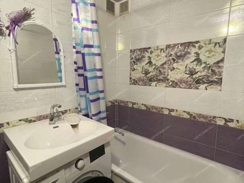 однокомнатная квартира на улице Героя Советского Союза Прыгунова дом 27