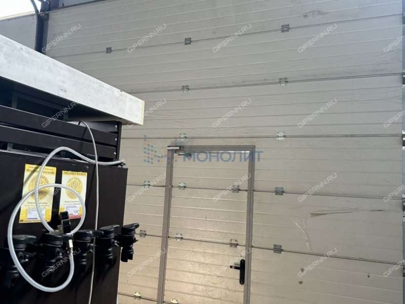 имущественный комплекс под склад, производственную площадь на улице Маршала Голованова