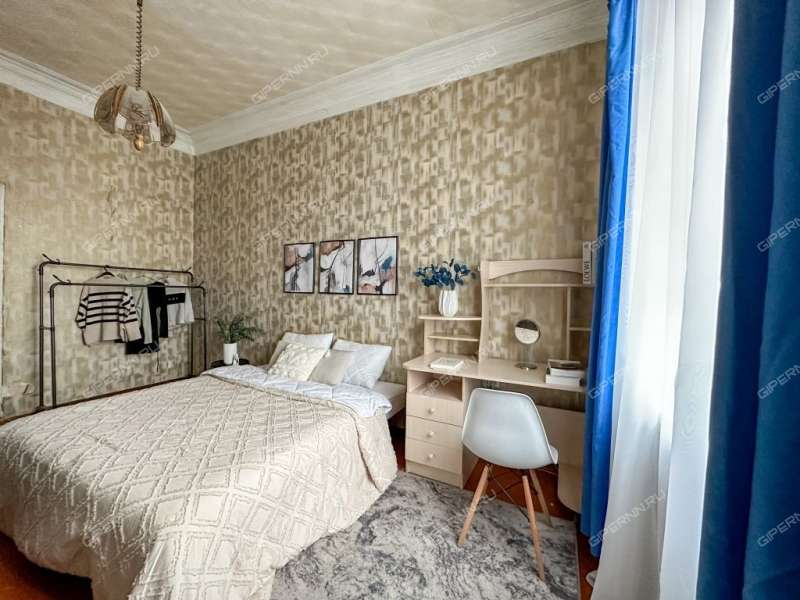 трёхкомнатная квартира на проспекте Октября дом 16