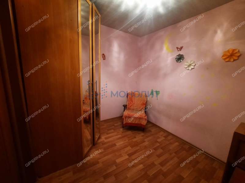 трёхкомнатная квартира на Светлоярской улице дом 40