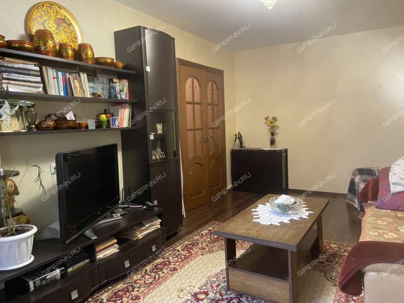 четырёхкомнатная квартира на Московском шоссе дом 17а