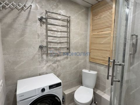 3-komnatnaya-ul-perehodnikova-d-31 фото