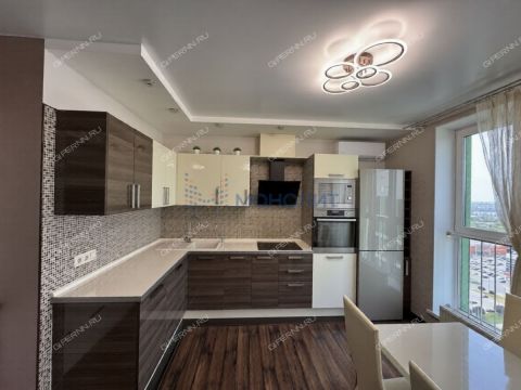 3-komnatnaya-ul-rodionova-d-192-k3 фото