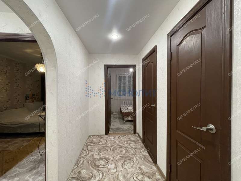 трёхкомнатная квартира на проспекте Бусыгина дом 56