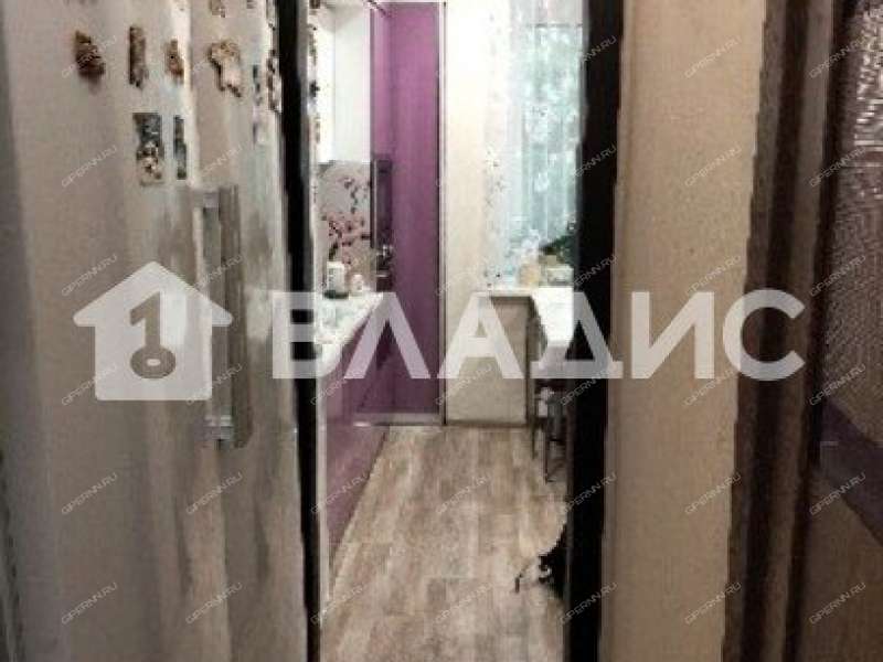 трёхкомнатная квартира на улице Заводская дом 21 сельский посёлок Шпалозавода