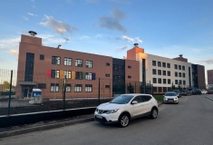 Новую школу на 1600 мест в нижегородском ЖК «Зенит» показали изнутри