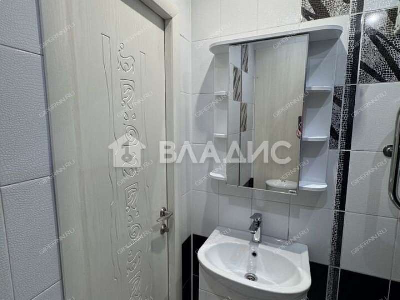 однокомнатная квартира на Корейской улице дом 15