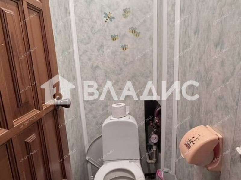 двухкомнатная квартира на улице Строкина дом 8