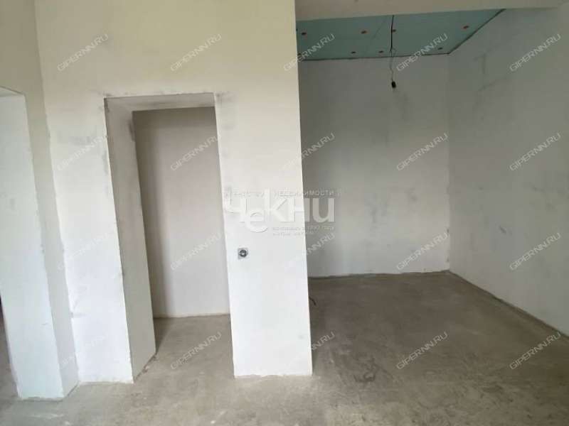 пятикомнатная квартира на улице Композитора Касьянова дом 1