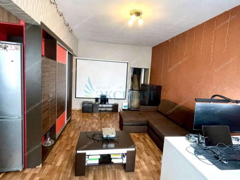 однокомнатная квартира на проспекте Гагарина дом 62