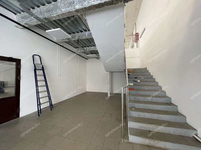 помещение под торговую площадь на Литвинова ул, д.20