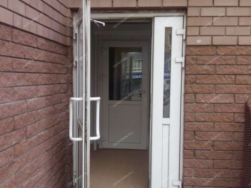 помещение под торговую площадь на Ижорская ул, д.15